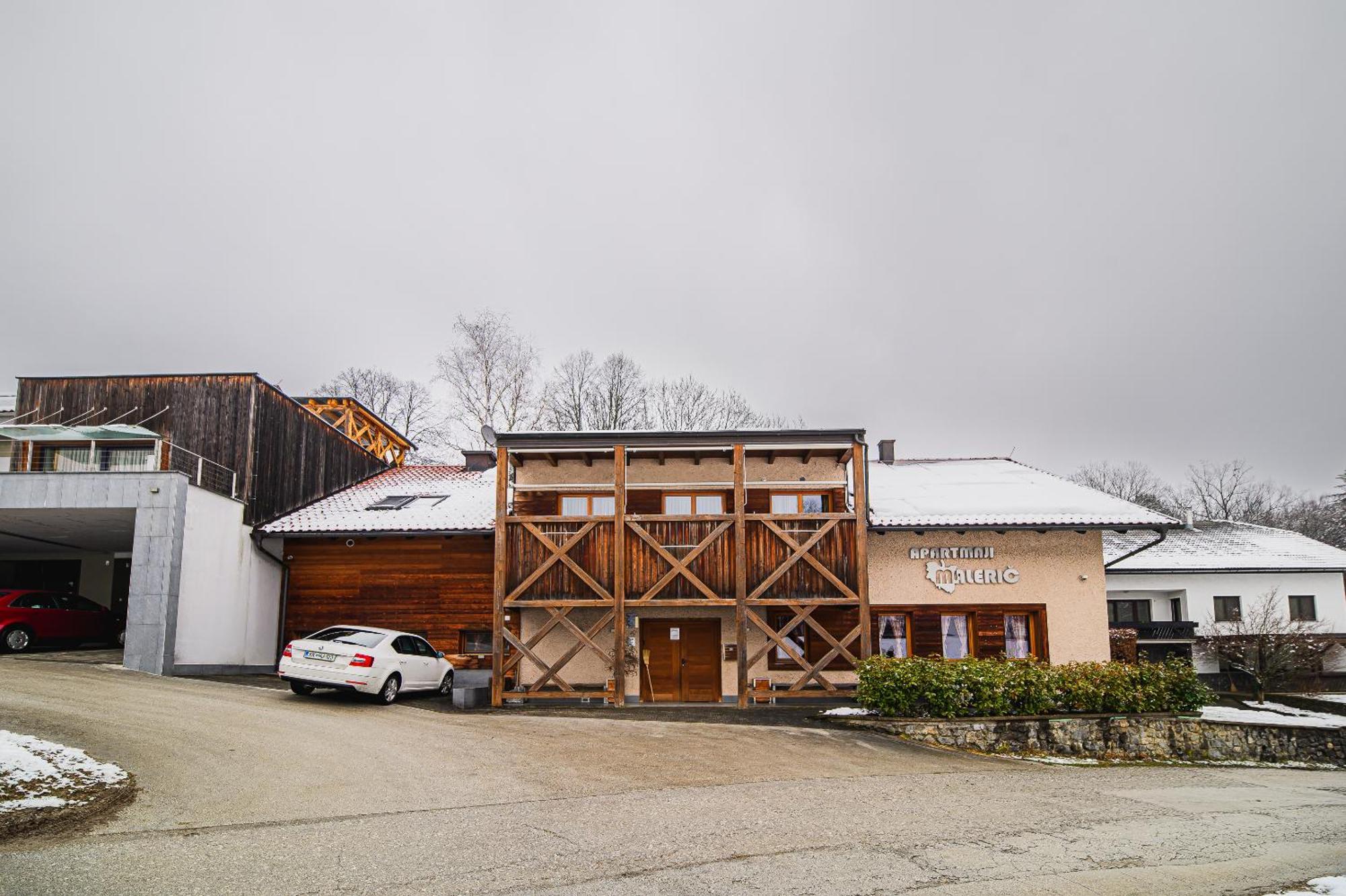 Apartments Maleric With Indoor Pool And Wellness Dragatus Exterior photo