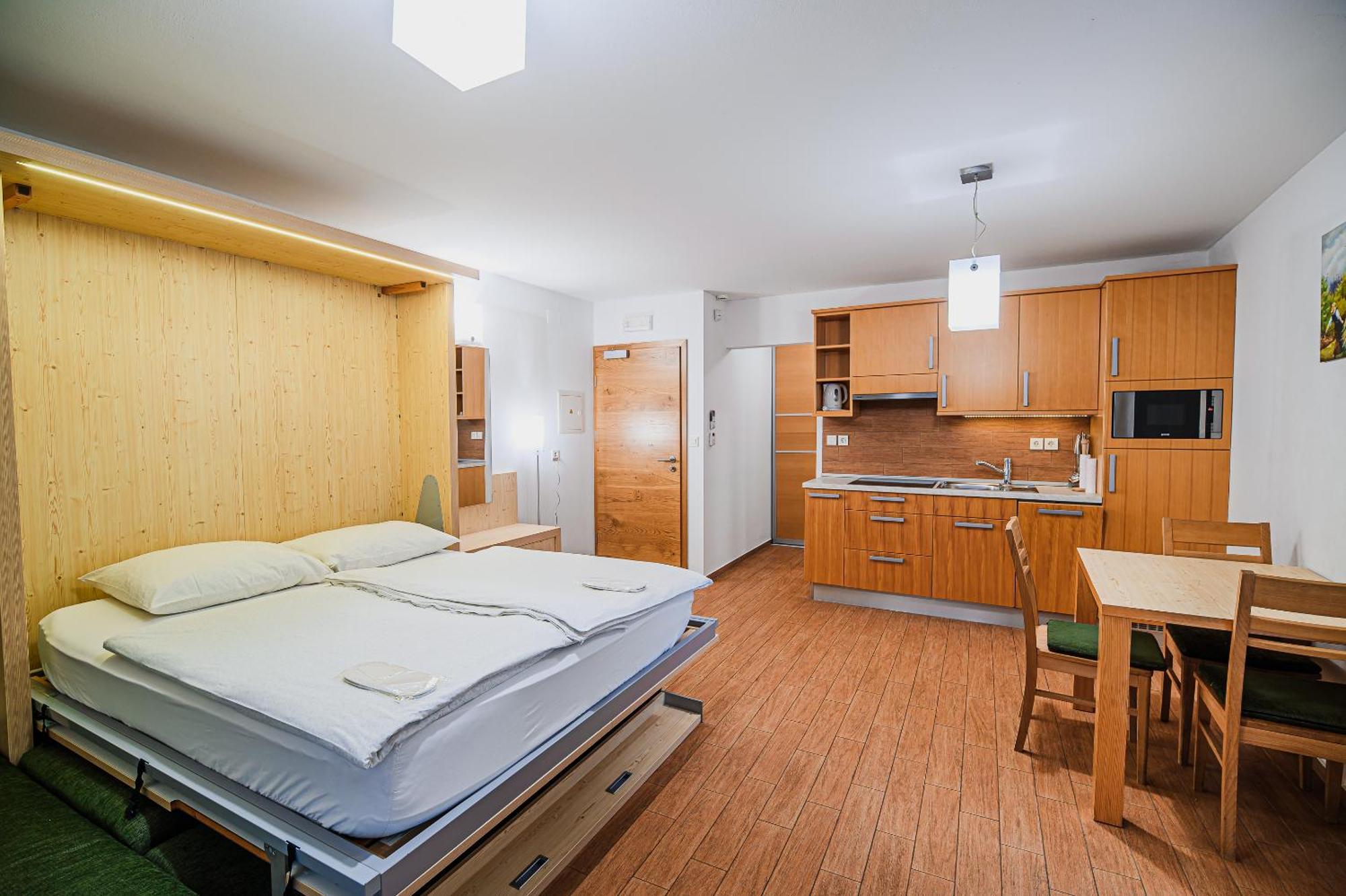 Apartments Maleric With Indoor Pool And Wellness Dragatus Exterior photo